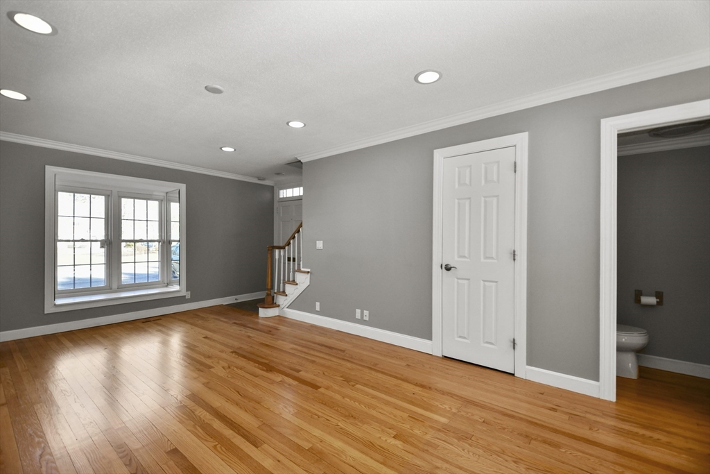 19 Smithfield Court, Unit 19 Springfield, MA 01108 - Photo 7 of 36 Gallery Image 7