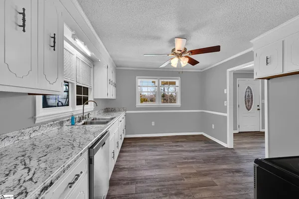 $475,000 | 609 Robinson Bridge Road, Central, SC 29630