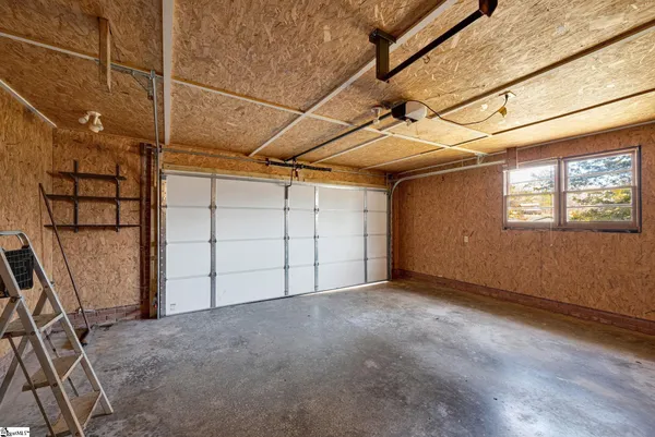 $475,000 | 609 Robinson Bridge Road, Central, SC 29630