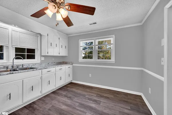 $475,000 | 609 Robinson Bridge Road, Central, SC 29630