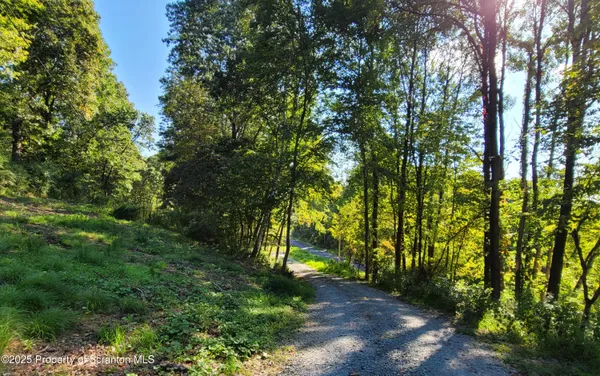 $540,000 | 42 Long Ln Falls, Falls, PA 18615