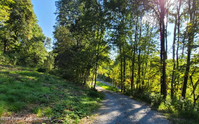 $540,000 | 42 Long Ln Falls, Falls, PA 18615