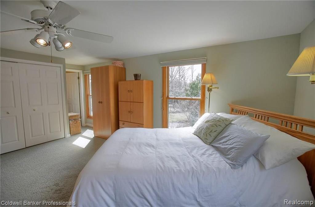32320 Lahser Road Beverly Hills, MI 48025 - Photo 23 of 38