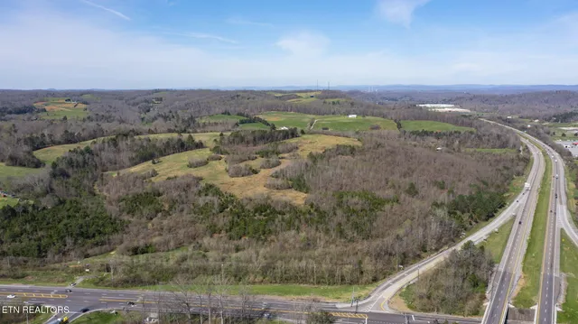 $5,950,000 | 9011 Highway 321, Lenoir City, TN 37771
