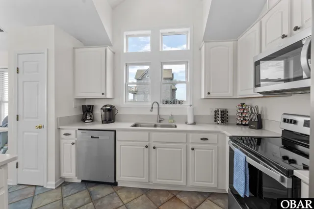 $750,000 | 23217 Sea Haven Drive, Unit 4, Rodanthe, NC 27968