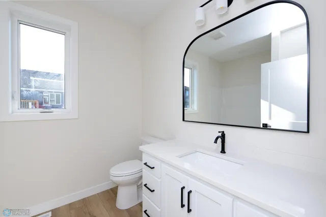 $599,900 | 2665 69th Avenue South, Fargo, ND 58104