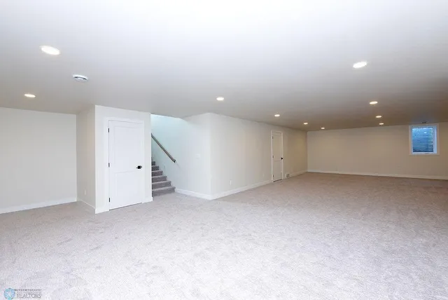 $599,900 | 2665 69th Avenue South, Fargo, ND 58104