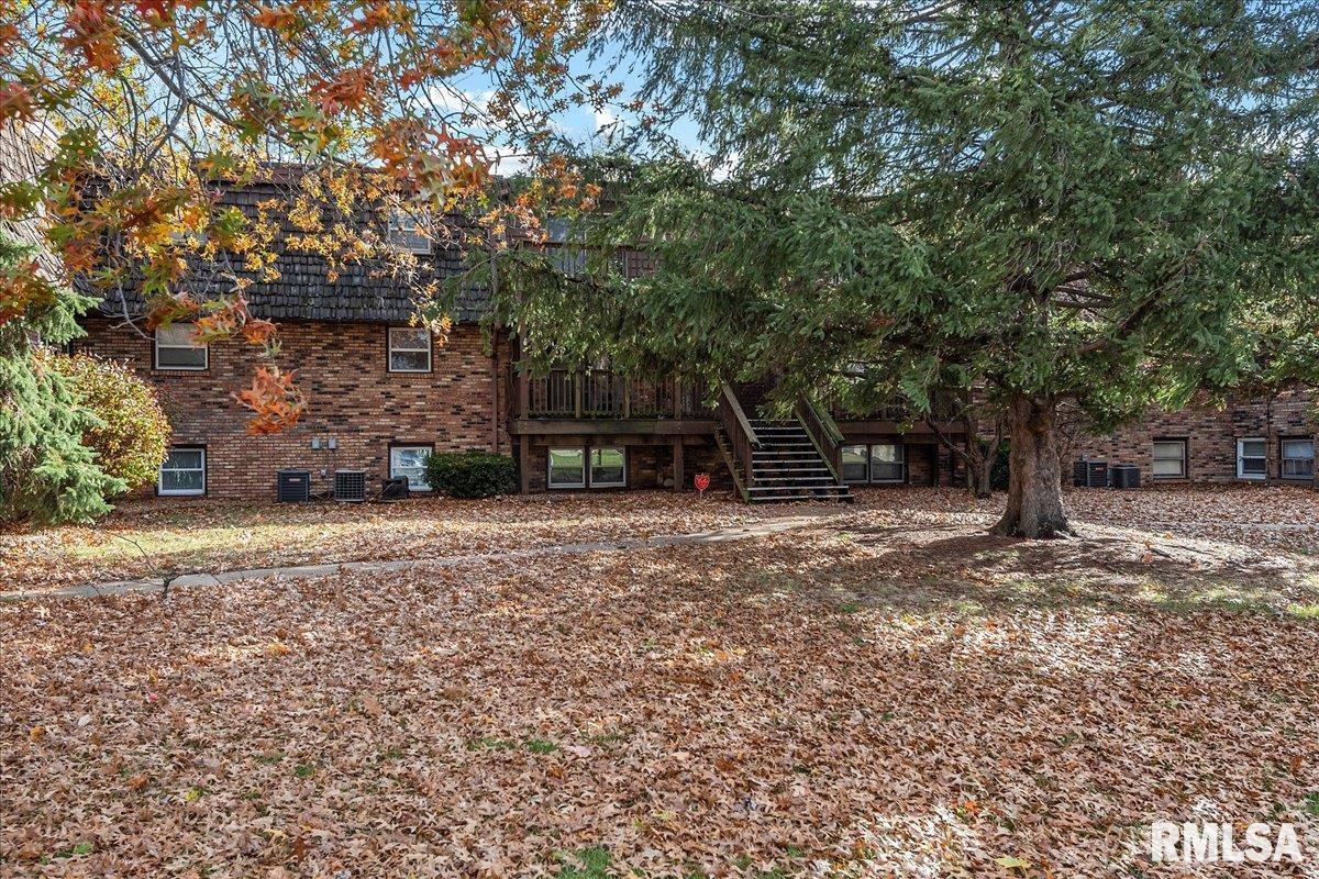 2906 Taylor Avenue, Unit 22 Springfield, IL 62703 - Photo 4 of 33