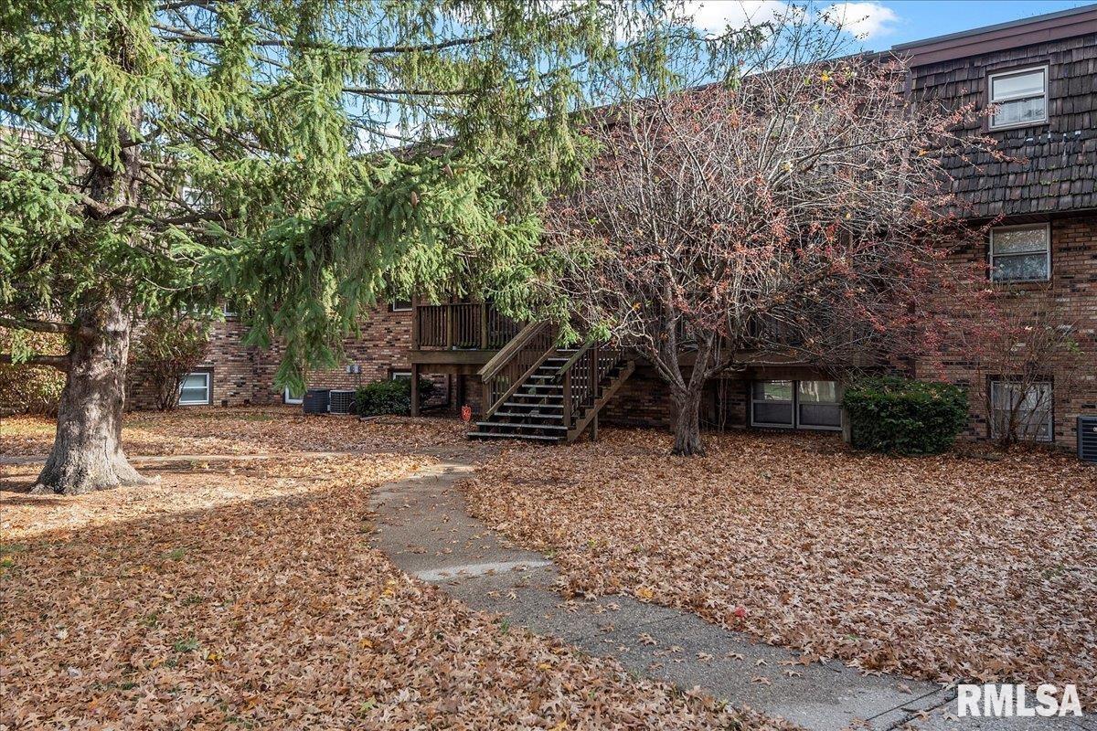 2906 Taylor Avenue, Unit 22 Springfield, IL 62703 - Photo 5 of 33