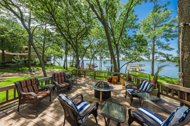 an outdoor space with patio the couches and chairs