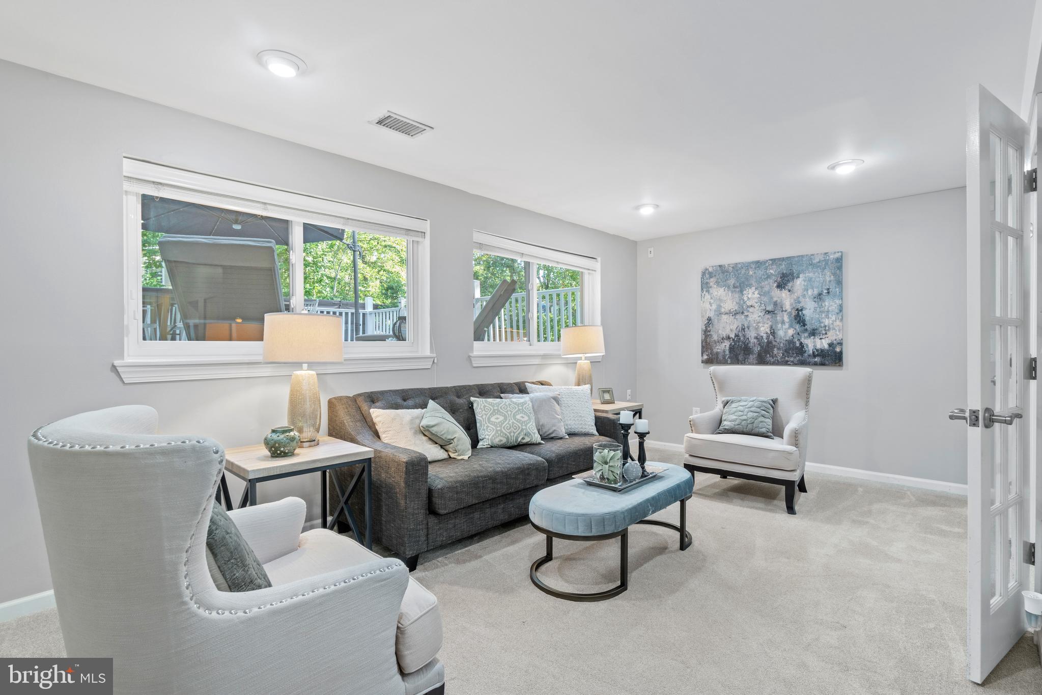 11246 Handlebar Road Reston, VA 20191 - Photo 21 of 34 Spacious Family Room