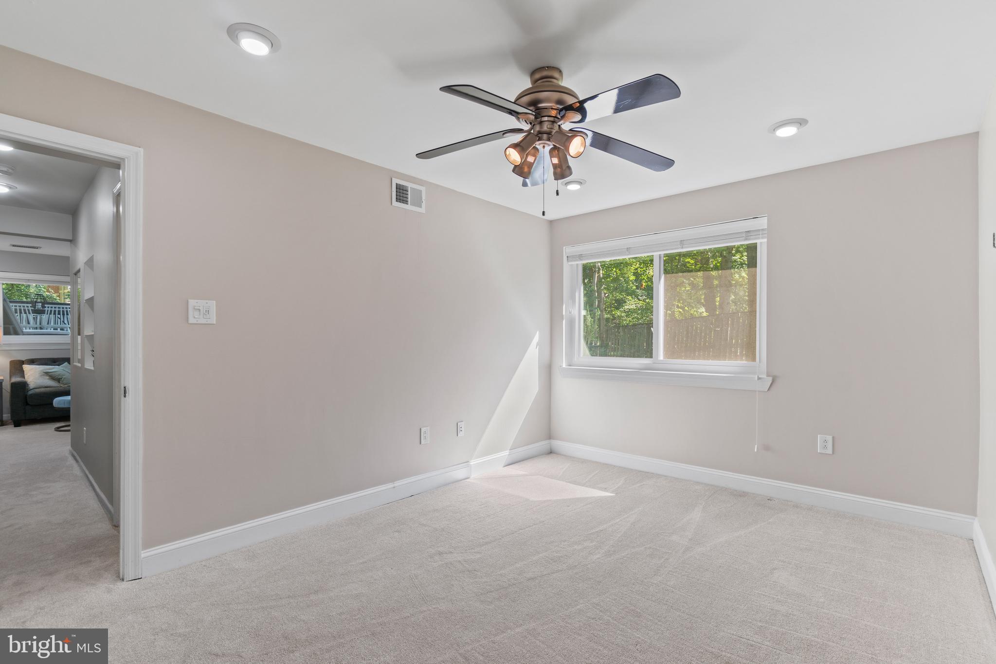 11246 Handlebar Road Reston, VA 20191 - Photo 26 of 34 New Energy Efficient Windows