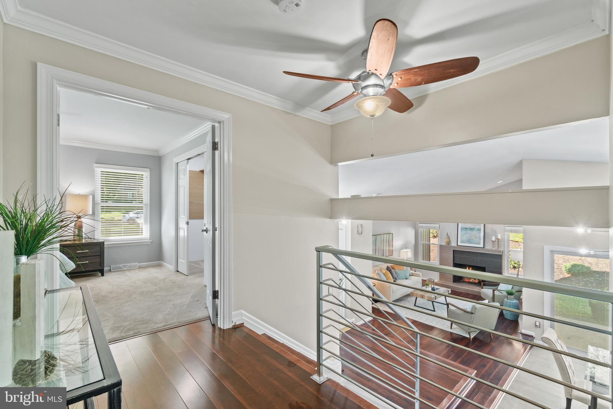 11246 Handlebar Road Reston, VA 20191 - Photo 8 of 34 Modern Stair Railing