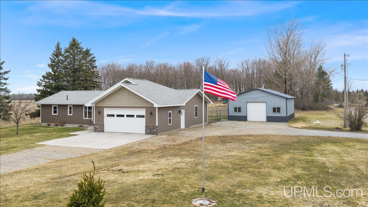 4695 I Road Bark River, MI 49807 - Photo 4 of 57