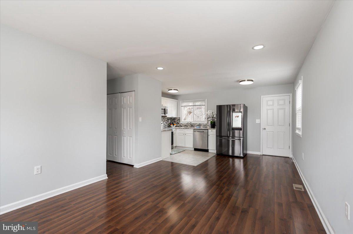 147 Wilgate Road Owings Mills, MD 21117 - Photo 5 of 32 Gallery Image 5