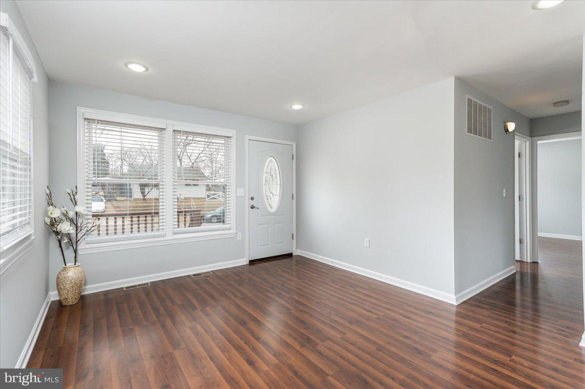 147 Wilgate Road Owings Mills, MD 21117 - Photo 7 of 32 Gallery Image 7