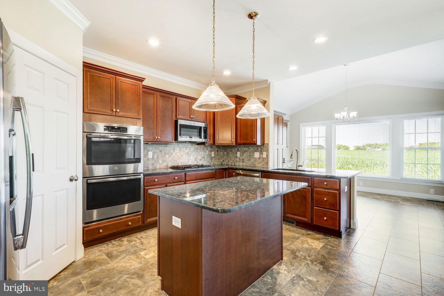 57 Pleasant Road Gordonville, PA 17529 - Photo 18 of 73 Kitchen