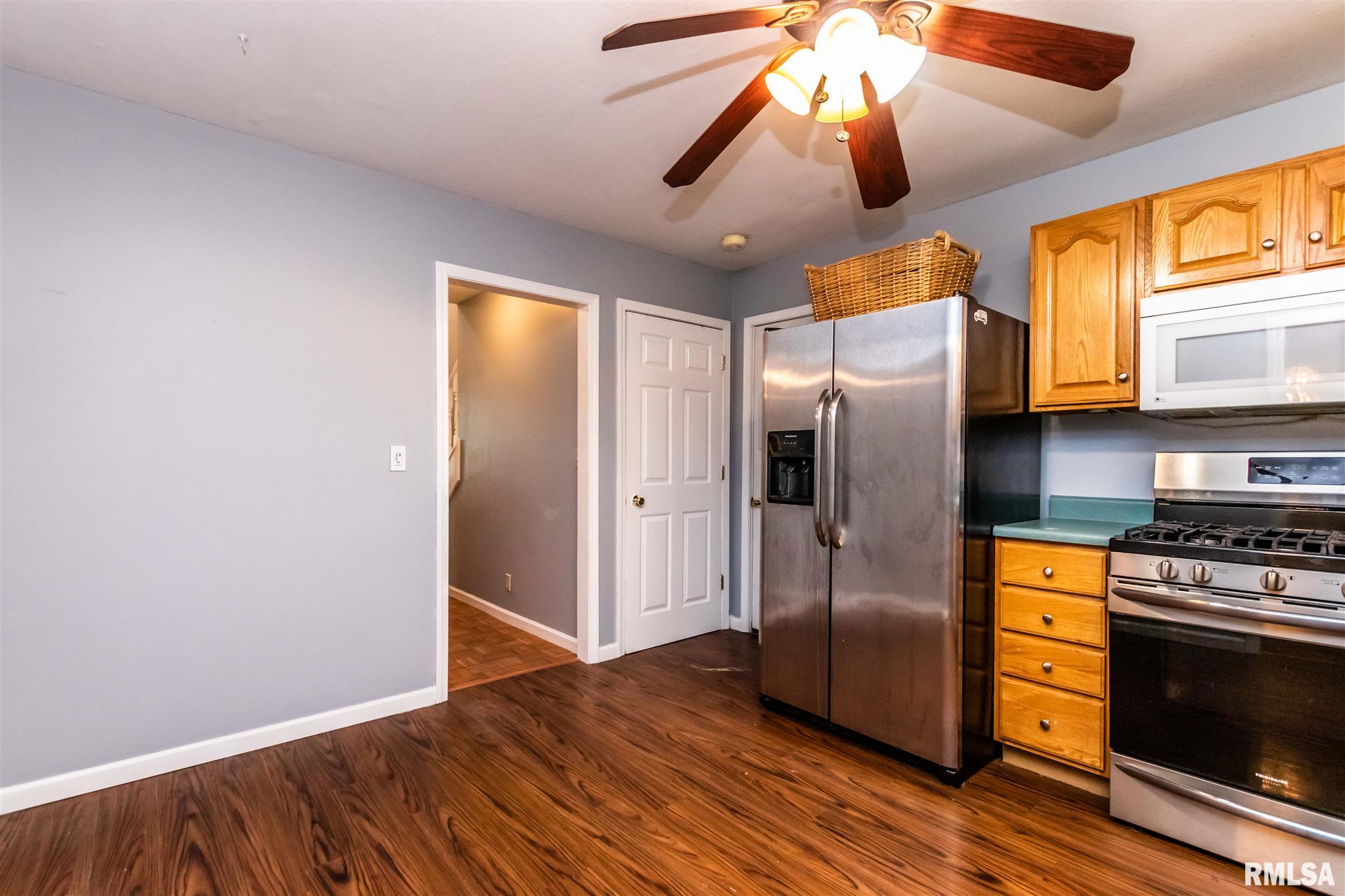 10514 Sir Ector Court Mapleton, IL 61547 - Photo 11 of 29 Gallery Image 11