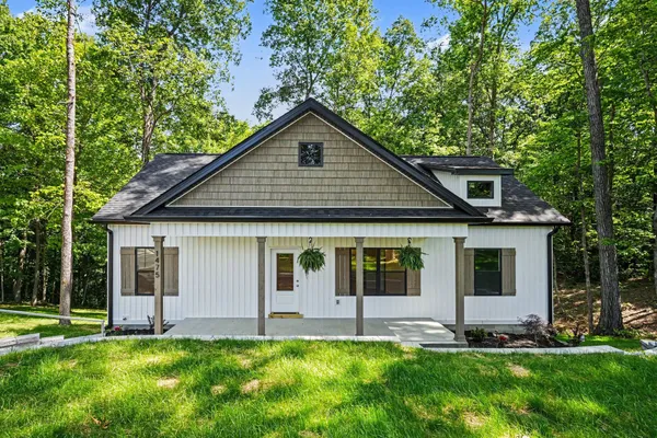 $379,000 | 1475 Spann Road, Charlotte, TN 37036