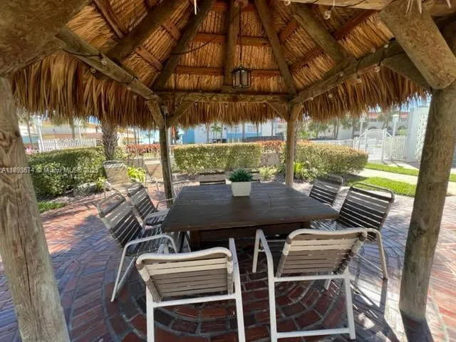 $1,500 | 4228 North Ocean Drive, Unit 17, Lauderdale-by-the-Sea, FL 33308