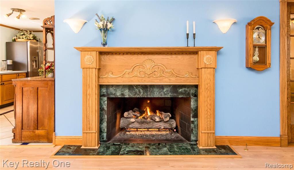 1177 Mill Valley Street Rochester Hills, MI 48306 - Photo 6 of 28