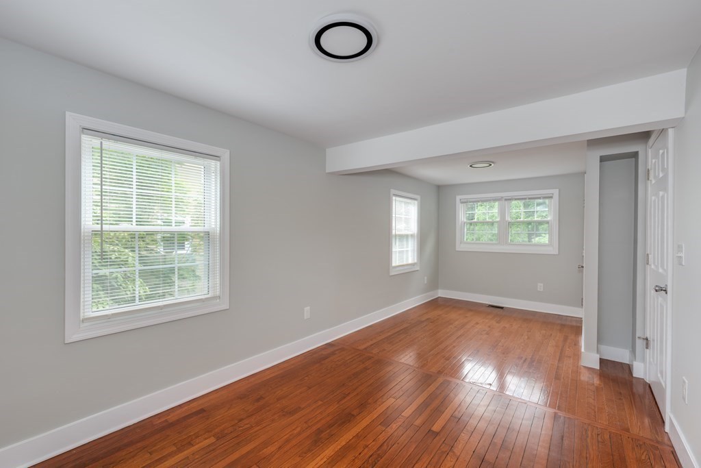 29 Longview Way Peabody, MA 01960 - Photo 8 of 21