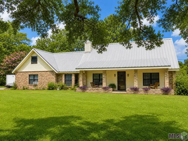 $239,900 | 76950 Dewey Drive, Grosse Tete, LA 70740