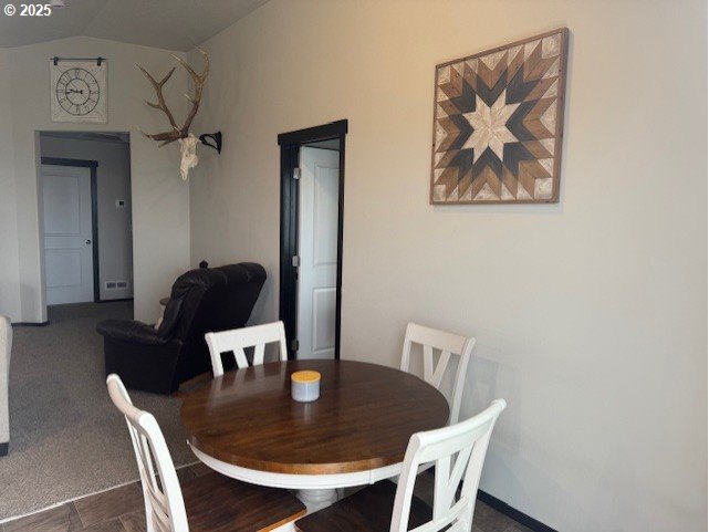 2796 High Desert Loop Umatilla, OR 97882 - Photo 4 of 19 a view of a dining room with furniture
