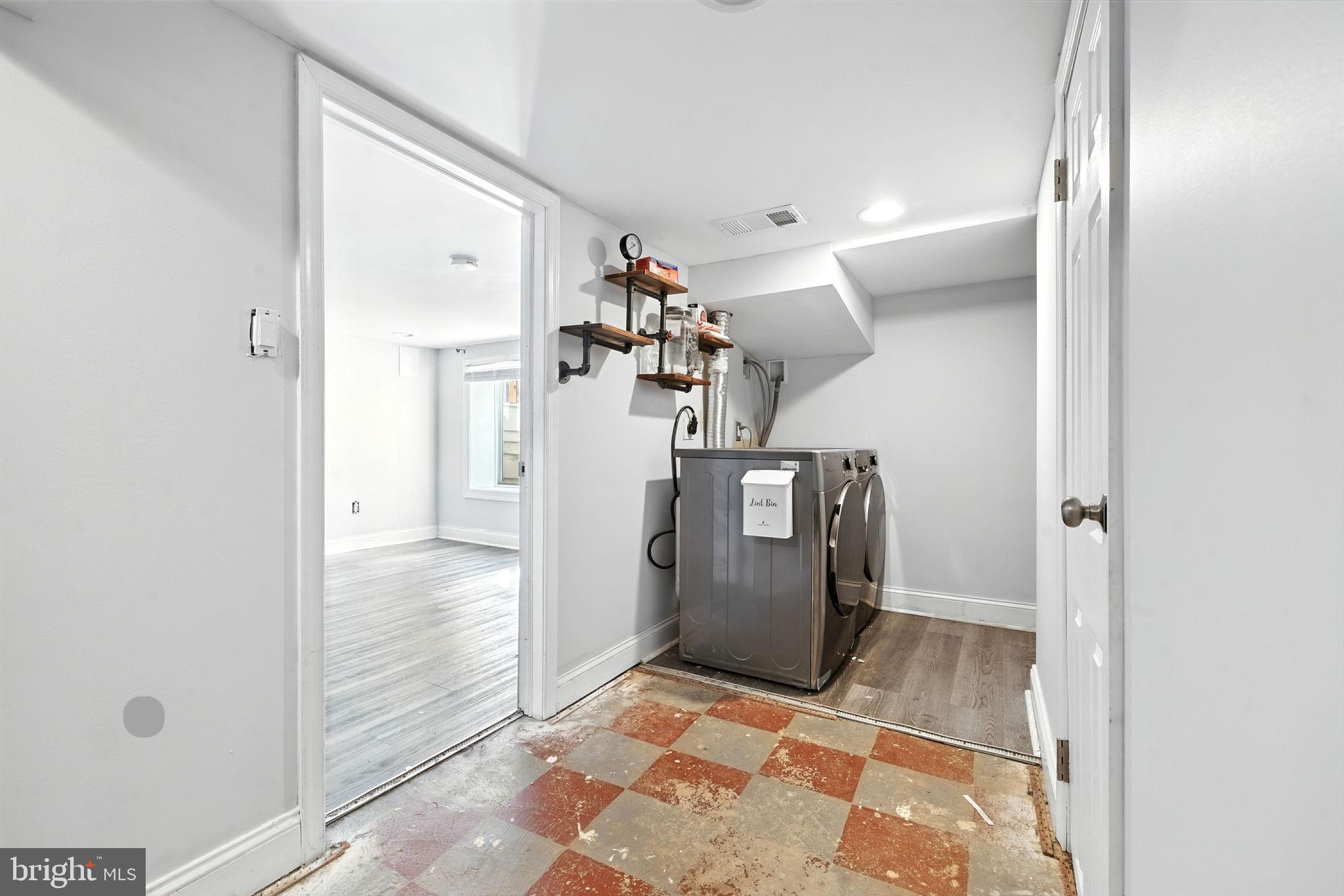 361 Savannah Road Baltimore, MD 21221 - Photo 25 of 30