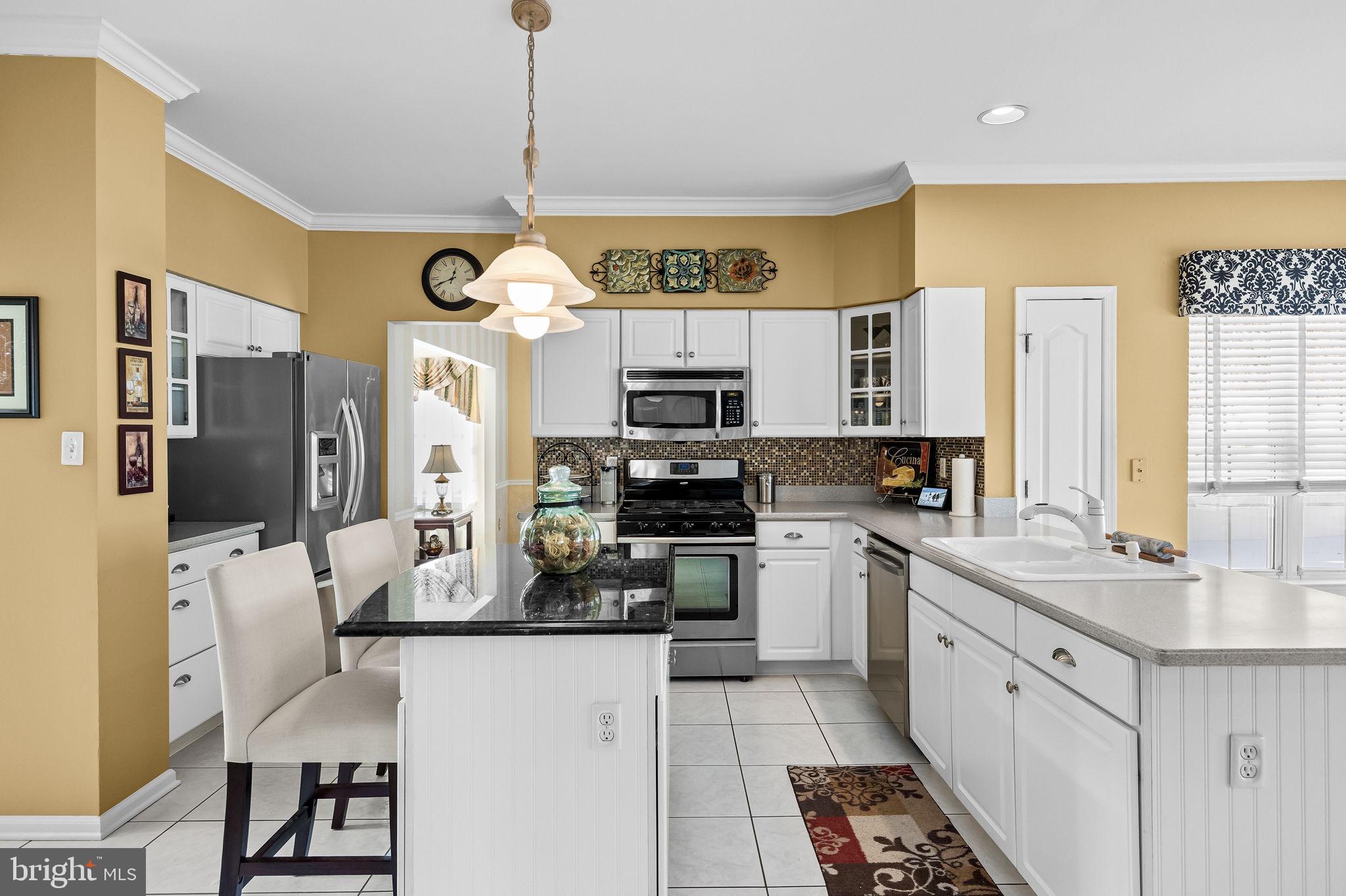 6 Whitby Court Lumberton, NJ 08048 - Photo 13 of 47 Eat-in Kitchen