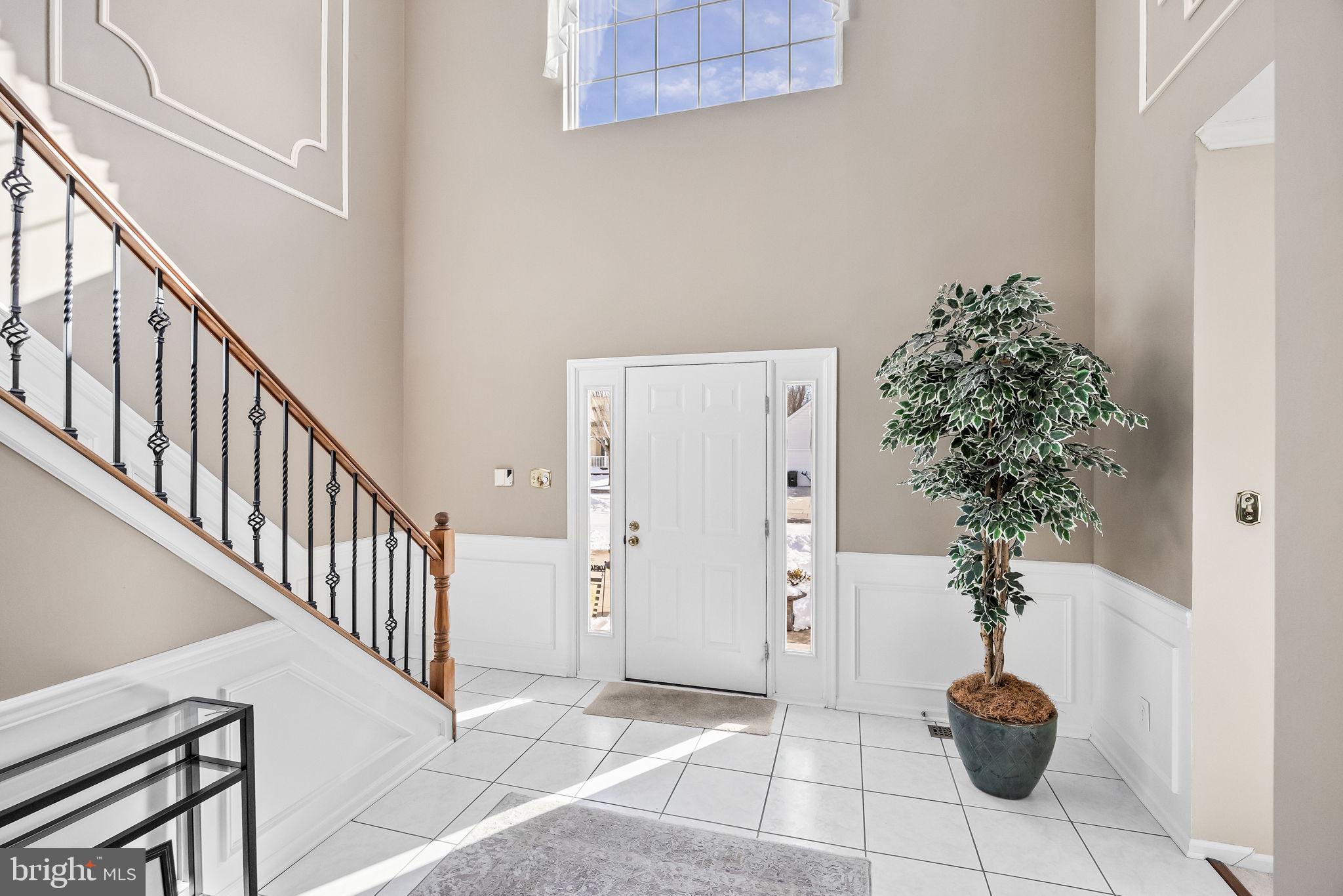 6 Whitby Court Lumberton, NJ 08048 - Photo 6 of 47 Grand Foyer