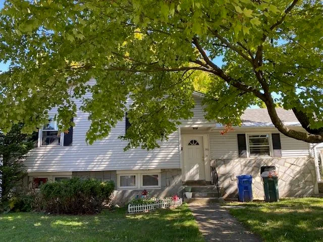 $695,000 | 246 East Avenue, Burlington, VT 05401