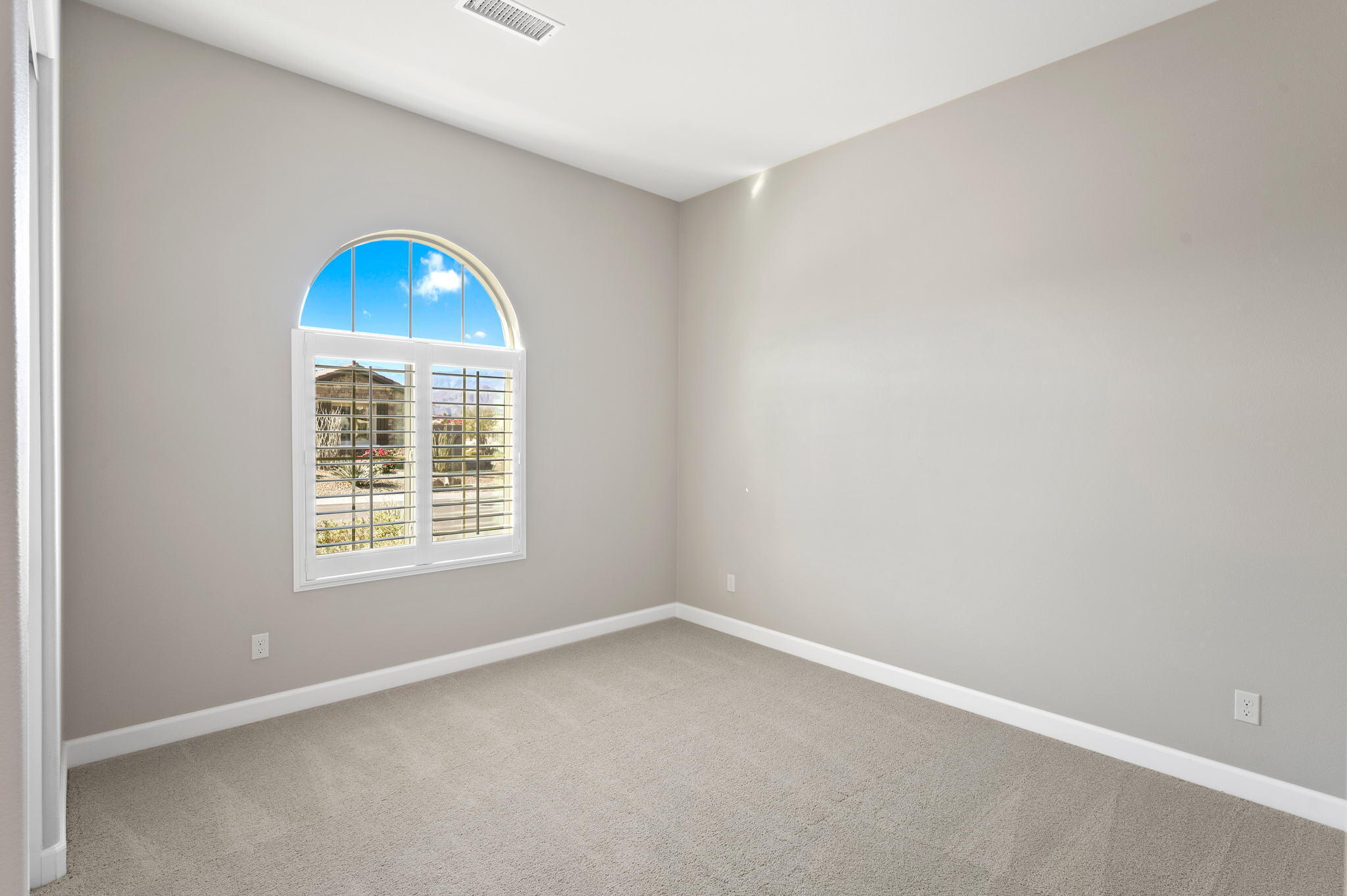 12 Riesling Rancho Mirage, CA 92270 - Photo 11 of 49 9-web-or-mls-DSC_6030