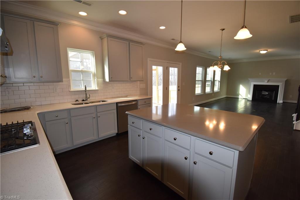 5417 Holbein Gate Road Walkertown, NC 27051 - Photo 13 of 30 Gallery Image 13