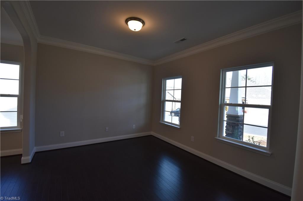 5417 Holbein Gate Road Walkertown, NC 27051 - Photo 5 of 30 Gallery Image 5
