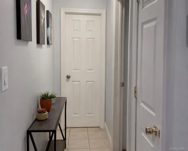 $210,000 | 83 Gauguin Court, Unit 83, Middle Island, NY 11953