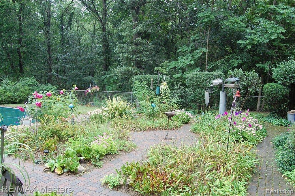 34200 Willow Road New Boston, MI 48164 - Photo 19 of 28 DSC_0568.JPG