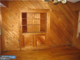 33 Endicott Road Hamilton, NJ 08690 - Photo 4 of 12