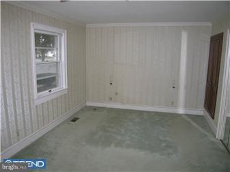 33 Endicott Road Hamilton, NJ 08690 - Photo 5 of 12