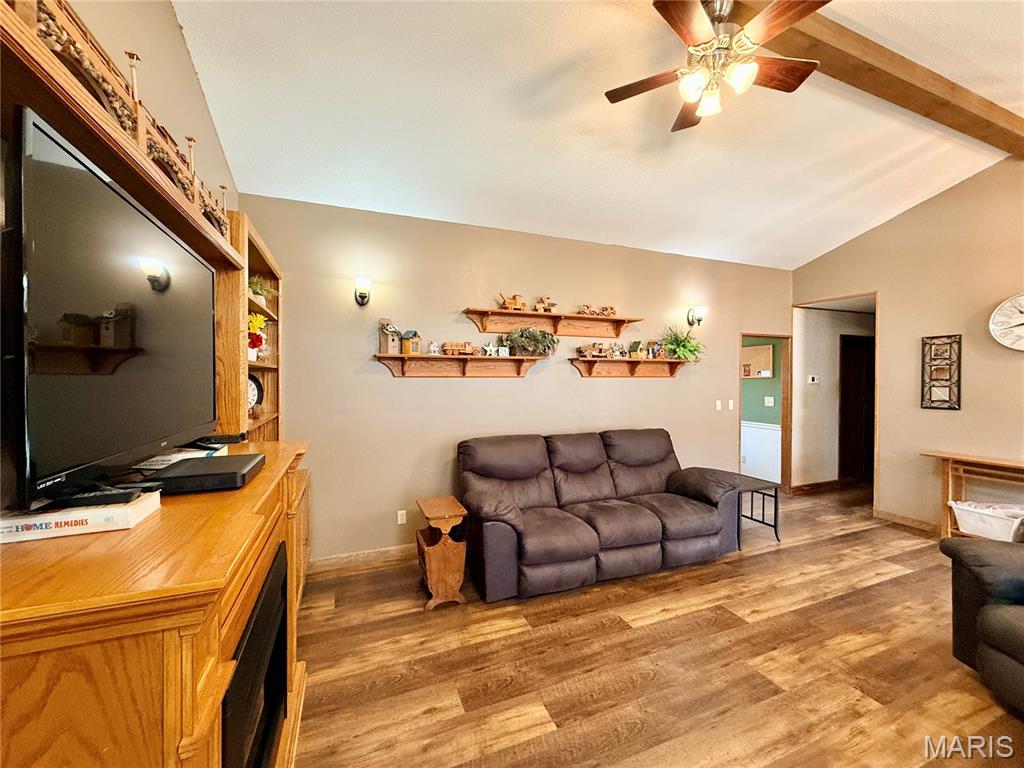 292 Quail Trail Uniontown, MO 63783 - Photo 6 of 44