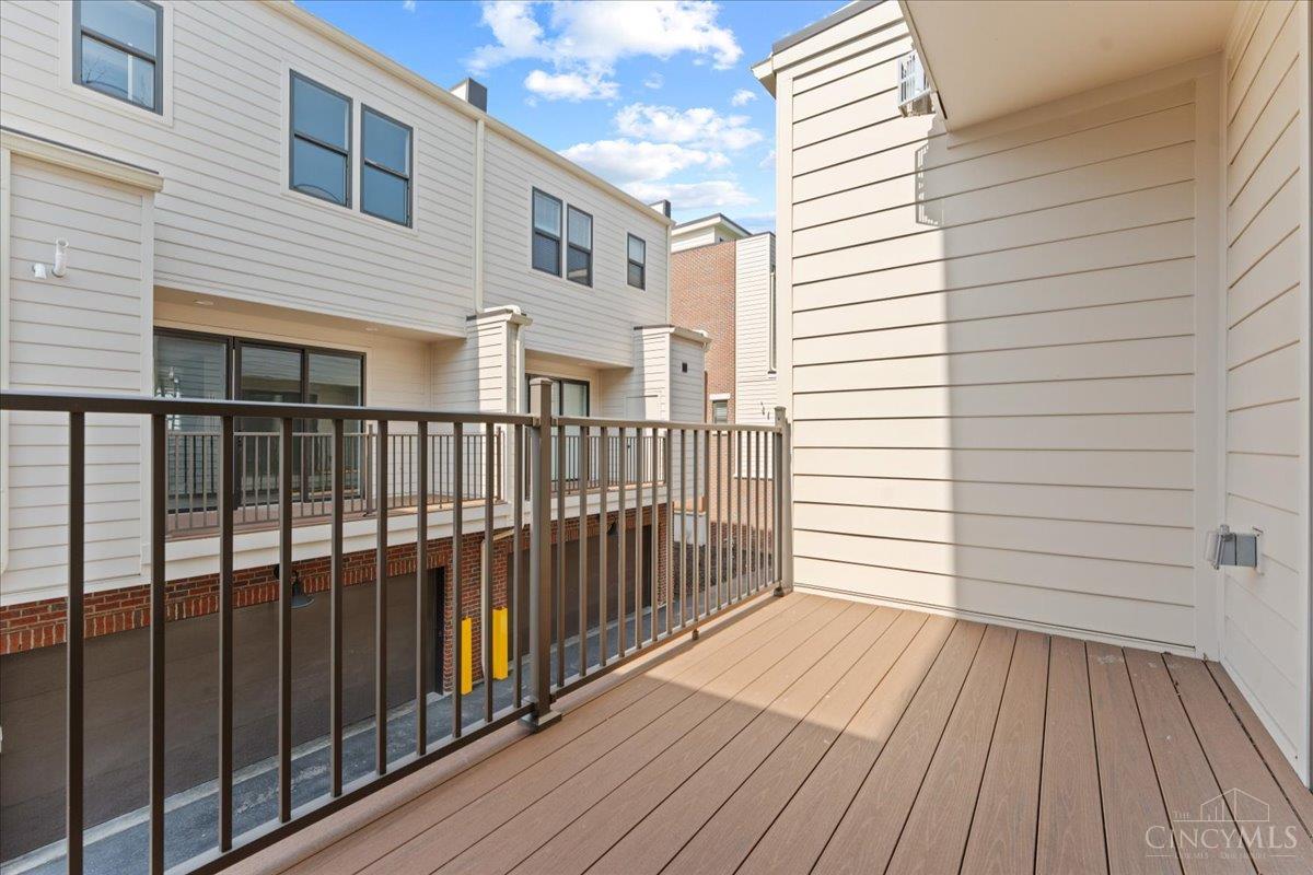 3906 Edwards Road, Unit B Cincinnati, OH 45209 - Photo 24 of 47