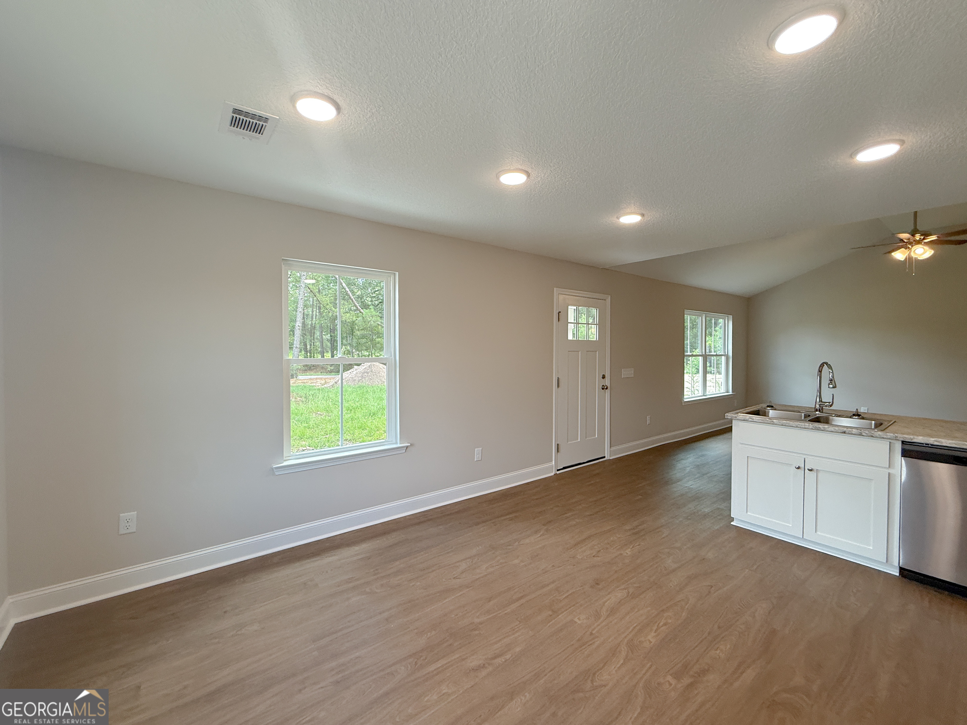 3923 Mosley Road Claxton, GA 30417 - Photo 7 of 19