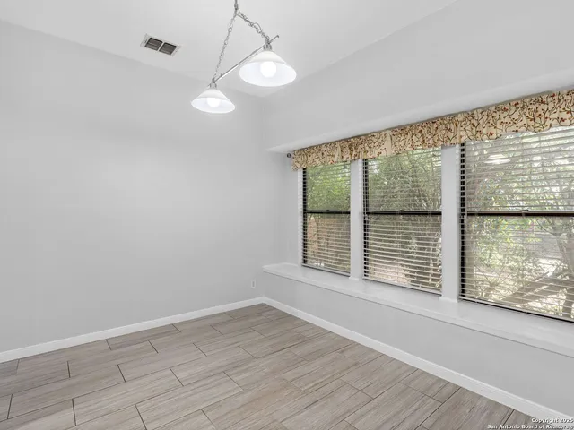 $297,000 | 5430 Vista Court, San Antonio, TX 78247