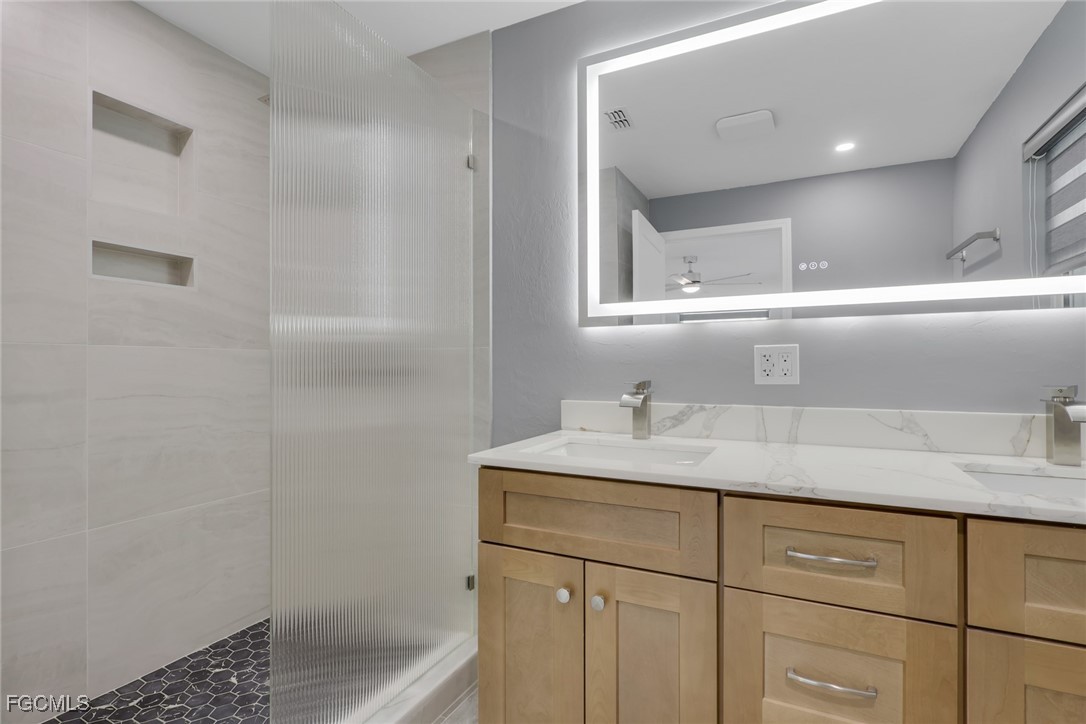 1653 South Fountainhead Road Fort Myers, FL 33919 - Photo 17 of 25