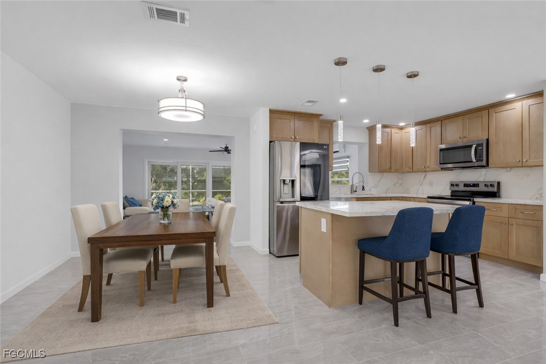 1653 South Fountainhead Road Fort Myers, FL 33919 - Photo 10 of 25