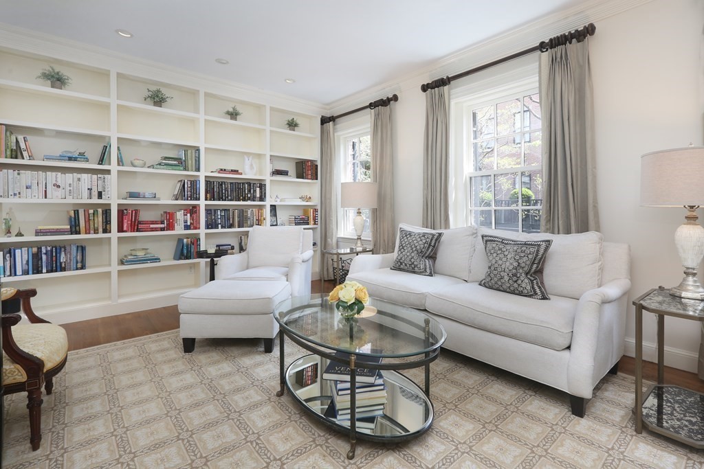 44 Cedar Ln Way Boston, MA 02114 - Photo 5 of 17 a living room with furniture and a rug
