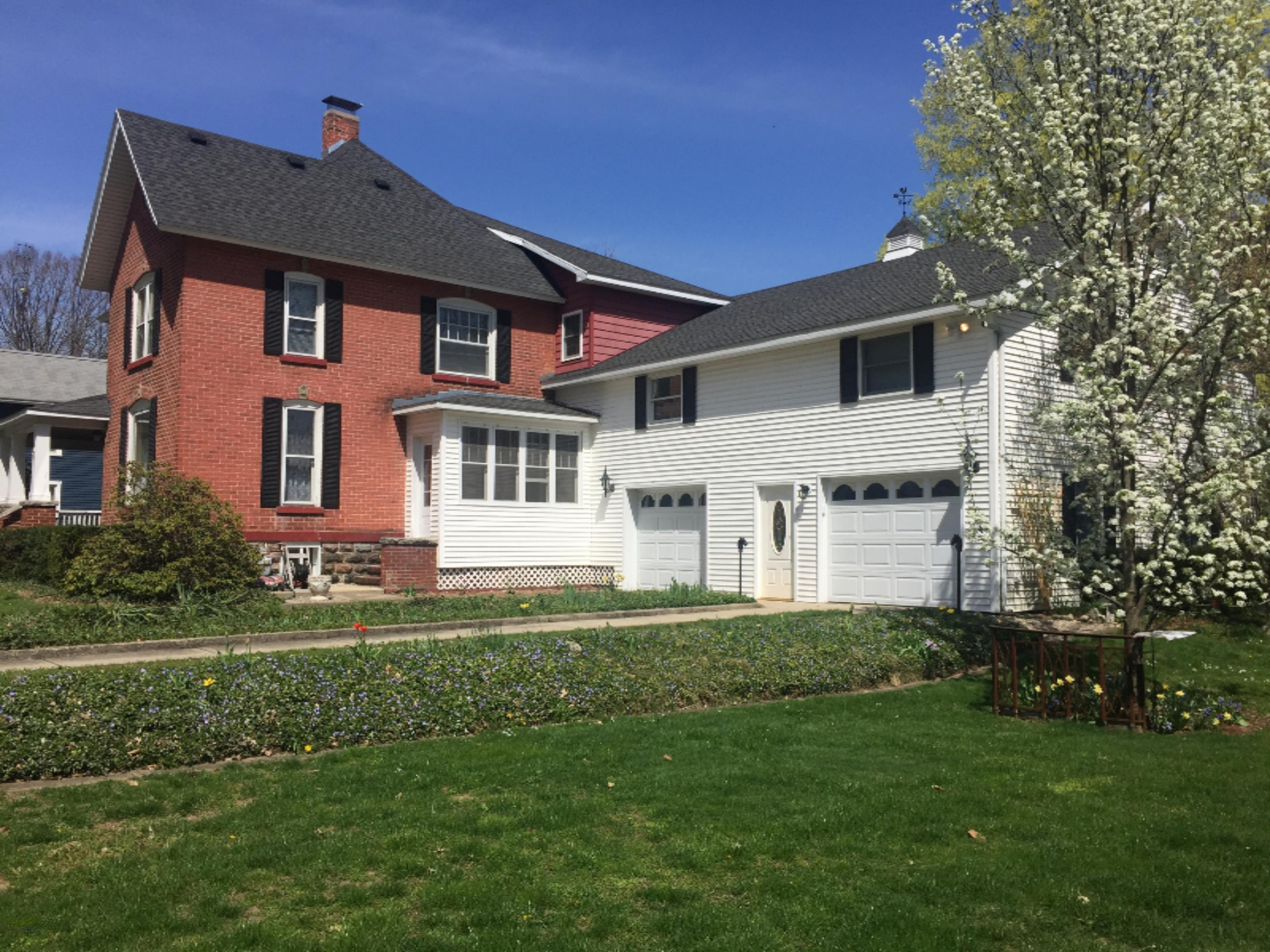 529 Maple Street Colon, MI 49040 - Photo 1 of 70 Front of Home