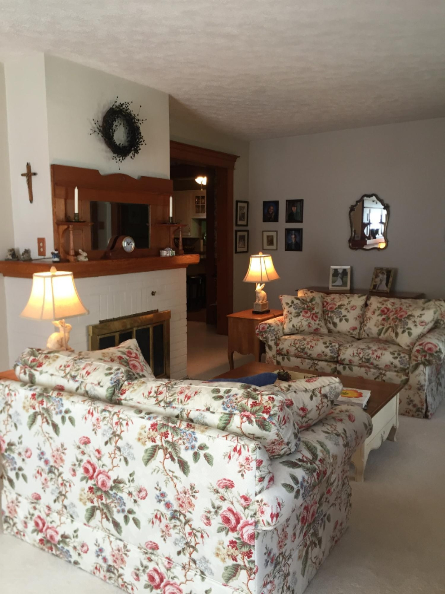 529 Maple Street Colon, MI 49040 - Photo 26 of 70 Living Room