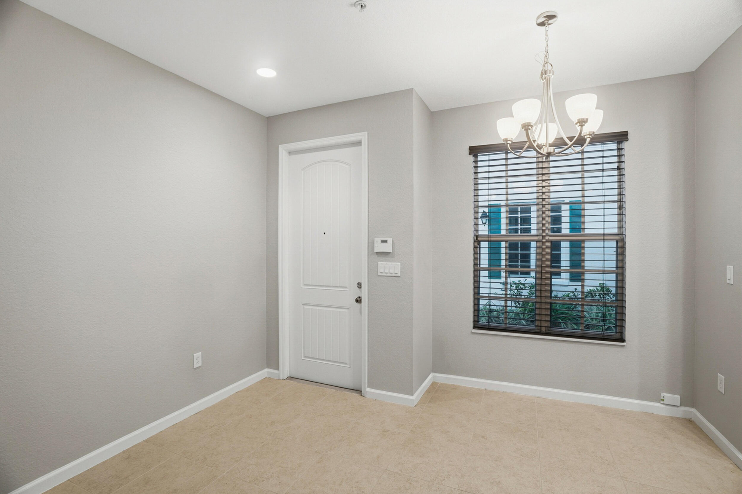 704 Southwest 2nd Way Pompano Beach, FL 33060 - Photo 11 of 34 04