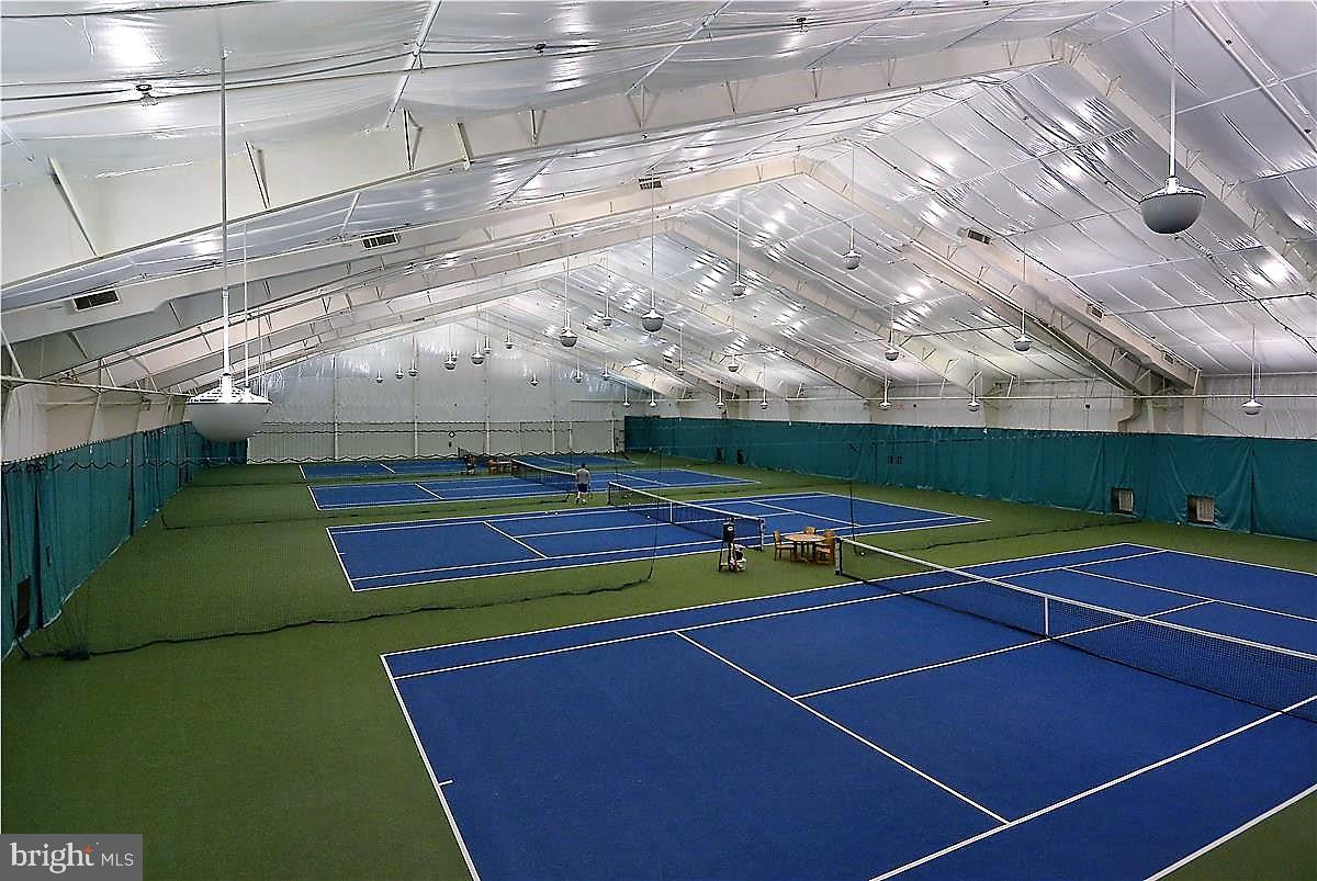 39689 Round Robin Way, Unit 3103 Bethany Beach, DE 19930 - Photo 28 of 34 a room with tennis court
